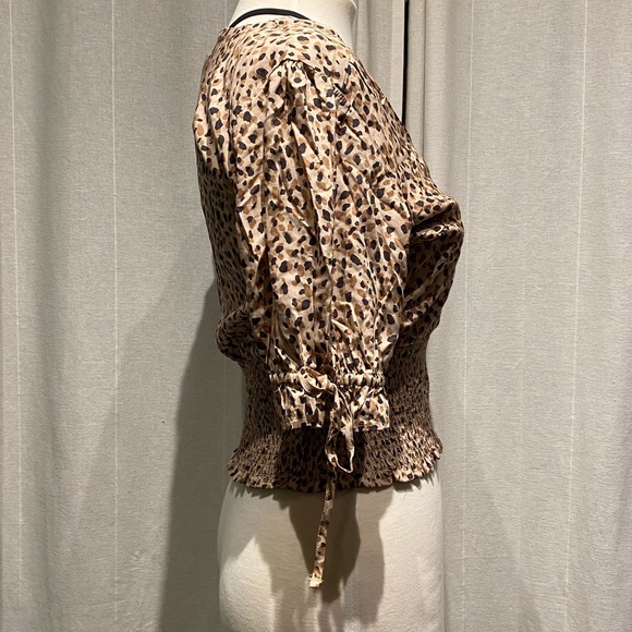 NWT Abercrombie blouse - Picture 4 of 5